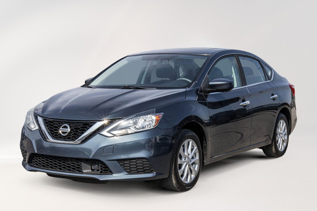 2018 Nissan Sentra SV / Camera Recul / Bluetooth / Cruise / Toit in Cars & Trucks in City of Montréal