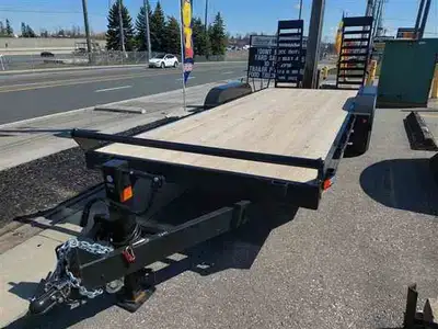 Our 2024 Canada Trailer CE7x20-14k tandem axle 7 ton features 18ft of deck plus 2ft beavertail, tand...