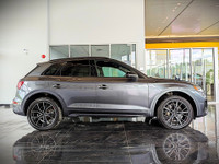 Comes equipped with: Power Trunk, Power Mirrors, Sunroof , Load Bearing Exterior Rack, Shark fin ant... (image 3)