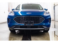 **ACCIDENT FREE - MECHANICALLY CERTIFIED** 94,682 KM This 2020 Ford Escape AWD SE is powered by a 1.... (image 4)