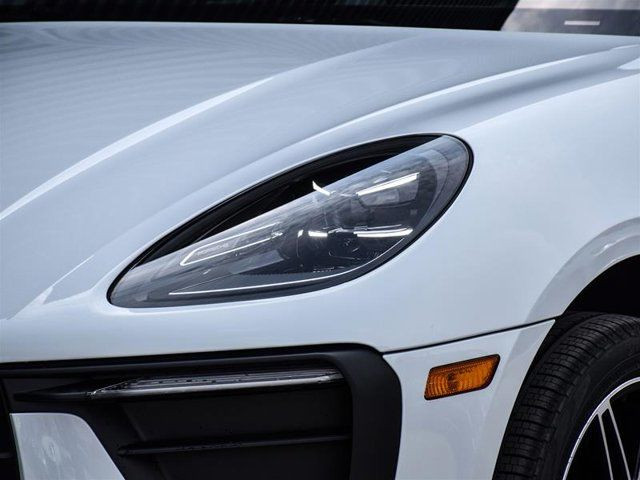 2024 Porsche Macan AWD in Cars & Trucks in London - Image 2