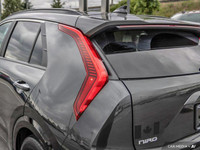 Wheels: 17 Alloy Voice Activated Automatic Air Conditioning Trunk/Hatch Auto-Latch Trip Computer Tir... (image 8)