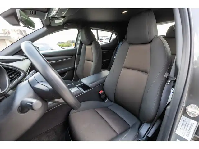2023 Mazda Mazda3 Sport GX | HTD SEATS | CARPLAY | ONE OWNER CLE in Cars & Trucks in Winnipeg - Image 20