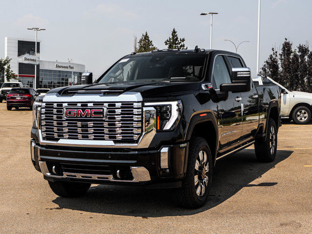 2025 GMC Sierra 3500HD Denali in Cars & Trucks in Strathcona County - Image 4