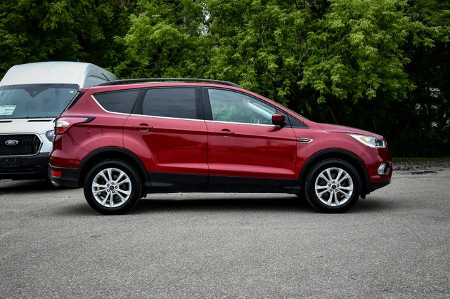 2018 Ford Escape SEL • HEATED LEATHER • PARK ASSIST • SIRIUSXM in Cars & Trucks in Kingston - Image 2