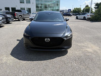 AUCUN DOSSIER DE DOMMAGE Ce Mazda3 est équipé de : GPS, Bluetooth, Cruise, PRISE USB, sièges chauffa... (image 2)