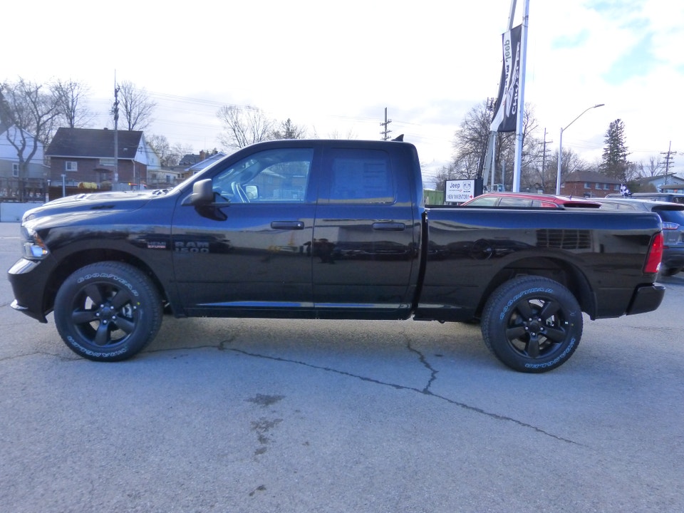 2022 Ram 1500 Classic EXPRESS