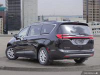 Crowfoot Hyundai, AMVIC Licensed Dealer Why This Is The PACIFICA For YOU: 3.6L V6 engine w/ Stop/Sta... (image 3)