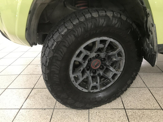 2022 Toyota 4Runner BASE in Cars & Trucks in Calgary - Image 4