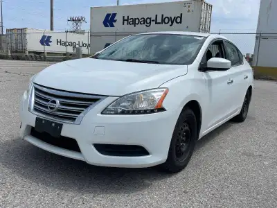 2015 NISSAN SENTRA S PKG ONLY 82,231KM CLEAN CARFAX Drive smart with this 2015 Nissan Sentra! Stylis...