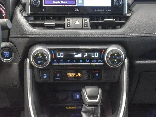 2022 Toyota RAV4 Limited in Cars & Trucks in Calgary - Image 17