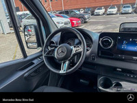 Mercedes-Benz Rive-Sud, la destination Mercedes-Benz par excellence. Bienvenue en première classe. D... (image 8)