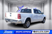 FINANCING AVAILABLE Vehicle has Minor Hail Damage 2022 Ram 1500 Laramie Crew Cab 4X4 * Hail Sale! We... (image 6)