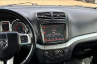 3.6 L 6 Cyl Engine Vehicle Options: Rear Back Up Camera, Touch Screen Radio System, Heated Seats, Se... (image 5)