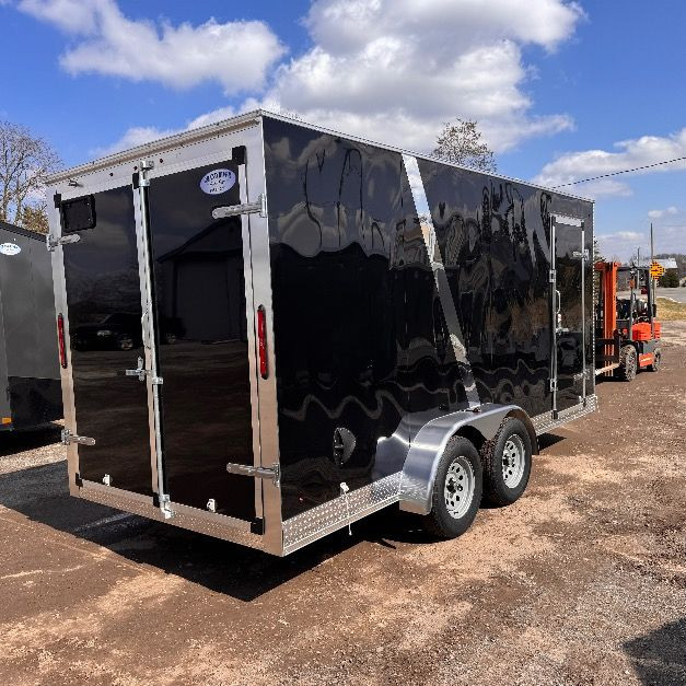 7x16 Barn Door Tandem Axle Enclosed Trailer in Cargo & Utility Trailers in Hamilton