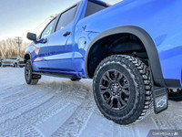 6.2L V8 Engine, ZR2 Trim Package, 2-speed transfer case with Terrain Mode, Leather Seats, Heated & V... (image 9)