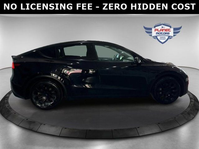2021 Tesla Model Y Long Range in Cars & Trucks in Markham / York Region