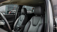 *LED Lights, Leather Seats, Premium Audio, Heated Steering Wheel, Heated Seats, Climate Control, App... (image 6)