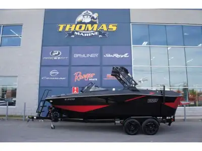 H22 6.2L MERCURY 370CV DEMO - BATEAU DÉMONSTRATEUR - HR MOTEUR : 45HR - RABAIS 16560$ INCLUS - JUSQU...