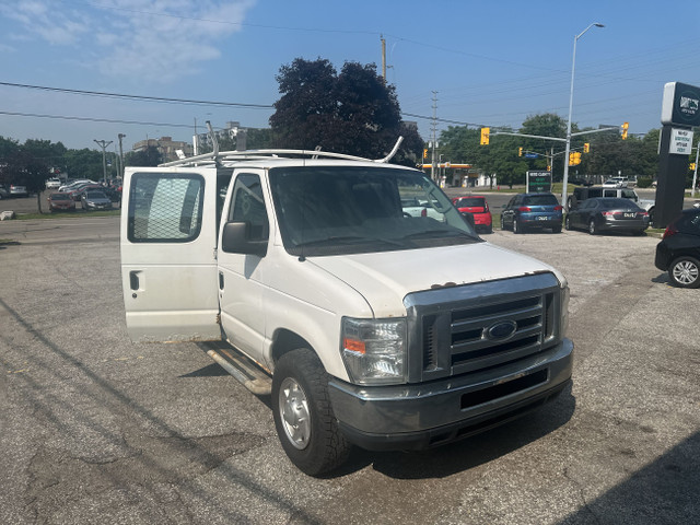 2012 Ford Econoline E-250 Commercial in Cars & Trucks in Mississauga / Peel Region - Image 3
