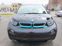100% CANADIAN VEHICLE Visit Our Website @ EliteLuxuryMotors.ca Please note that 30% of our inventory... (image 2)