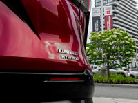 Visit our dealership to explore the recent trade-in of the 2024 TOYOTA SIENNA LIMITED HYBRID. This e... (image 8)