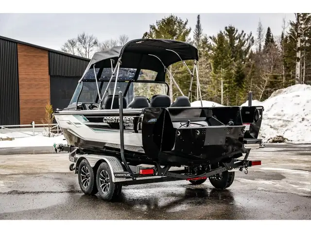 2025 Crestliner 1950 SportFish in Powerboats & Motorboats in Québec City - Image 9