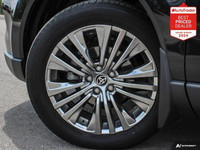 Recent Arrival! New Price! Odometer is 18355 kilometers below market average! Black 2023 Toyota Venz... (image 8)