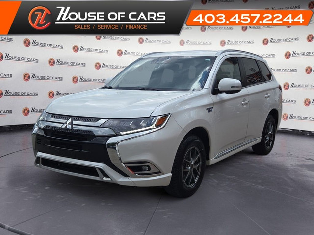2020 Mitsubishi Outlander PHEV SEL S-AWC Hybris And Electric Lea in Cars & Trucks in Calgary