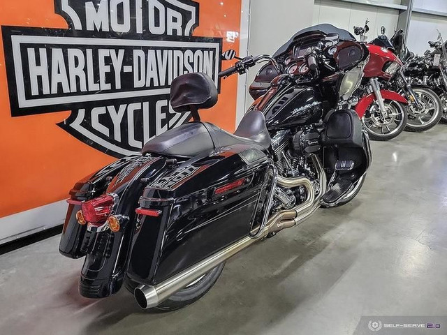 2015 Harley-Davidson FLTRXS - Road Glide Special in Street, Cruisers & Choppers in Calgary - Image 4