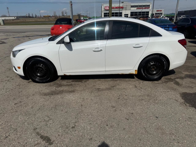 2012 Chevrolet Cruze AS IS, LT, RUNS DRIVES GREAT, WELL MAINTAIN in Cars & Trucks in London - Image 2