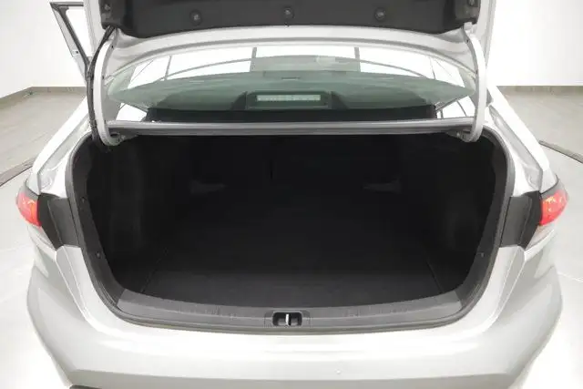 2023 Toyota Corolla LE dans Autos et camions dans Calgary - Image 14