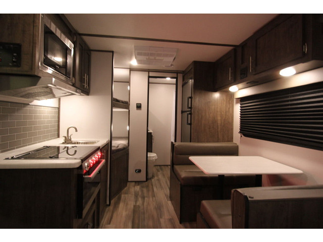  2023 Riverside Intrepid 190BHi **super promotion roulotte 3 et  in Travel Trailers & Campers in Laval / North Shore - Image 3