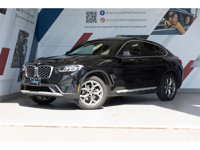 2022 BMW X4 xDrive30i in Cars & Trucks in Vancouver