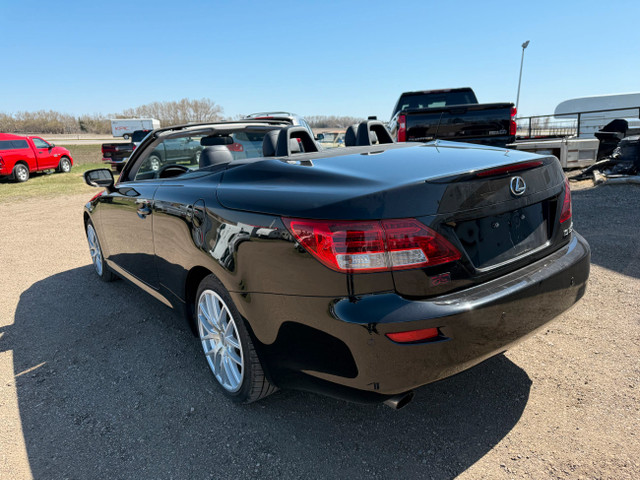 2011 Lexus IS 350C HARTOP CONVERTIBLE in Cars & Trucks in Red Deer - Image 3