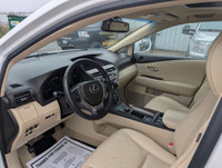 Looking for a luxurious and capable SUV that turns heads? Look no further than this sleek 2015 Lexus... (image 9)