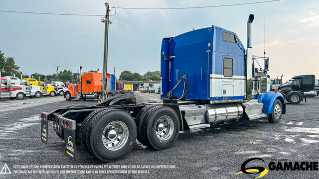2016 KENWORTH W900L HIGHWAY / SLEEPER TRUCK / TRACTOR in Heavy Trucks in La Ronge - Image 4
