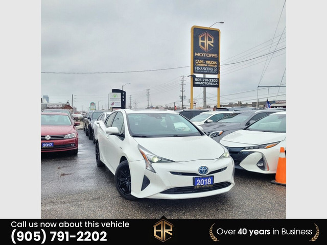 2018 Toyota Prius Hybrid | Low KM's | Loaded | Heads Up Display in Cars & Trucks in Mississauga / Peel Region - Image 2