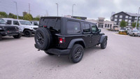 Four Wheel Drive. Cloth Interior. 12.3 Inch Touchscreen. Bluetooth. Apple CarPlay/Android Auto. Remo... (image 8)