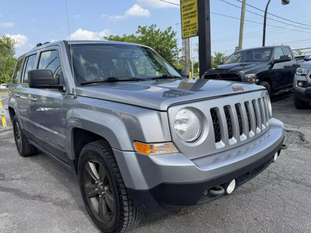 2017 JEEP Patriot Sport in Cars & Trucks in Laval / North Shore