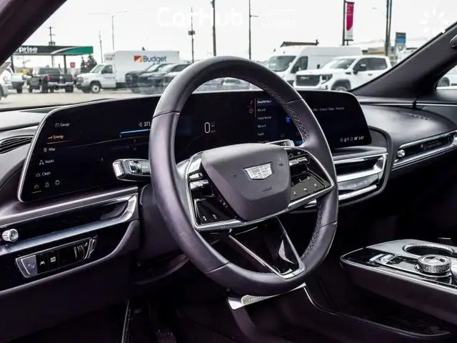 2024 Cadillac LYRIQ Tech Pano Sunroof 33Display Blind Spot Navi in Cars & Trucks in Mississauga / Peel Region - Image 21