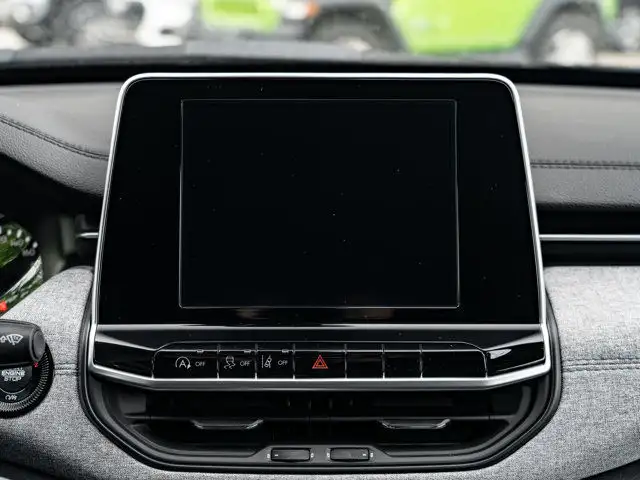 2025 Jeep Compass North in Cars & Trucks in Barrie - Image 24