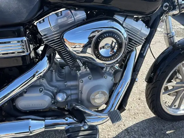 2010 Harley-Davidson Dyna Super Glide ~ SUPER GLIDE ~ SUPER LOW  in Street, Cruisers & Choppers in City of Toronto - Image 27