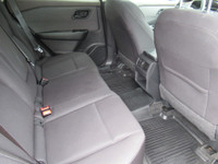One owner, clean Carfax, two sets of keys, power windows, power door locks, power mirrors, climate c... (image 7)