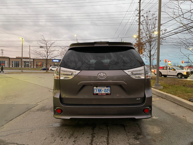 2018 TOYOTA SIENNA SE V6! ONE OWNER! LONG SERVICE RECORDS! CERTIFIED! in Cars & Trucks in Mississauga / Peel Region - Image 4
