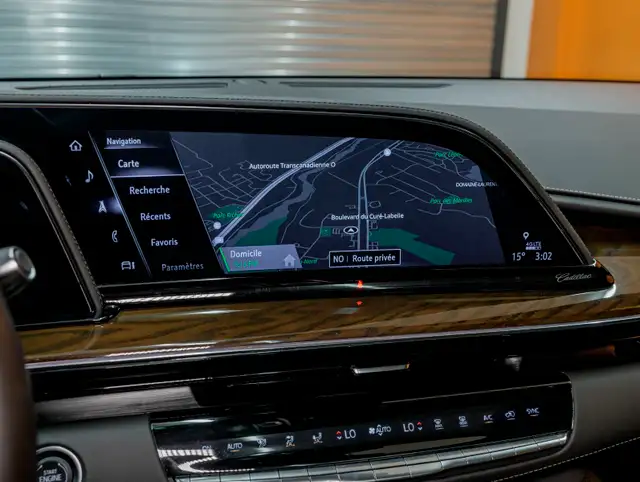 2024 Cadillac Escalade SPORT PLATINUM AWD *GR. ONYX* *SUPER CRUI in Cars & Trucks in Laurentides - Image 18
