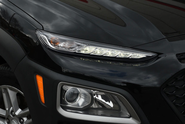 Hyundai Kona 2.0L Essential TA 2018 à vendre in Cars & Trucks in Longueuil / South Shore - Image 4