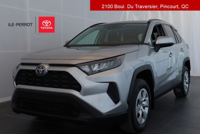 2021 Toyota RAV4 LE FWD SIEGES CHAUFF BLUETOOTH FAUT VOIR CONDIT