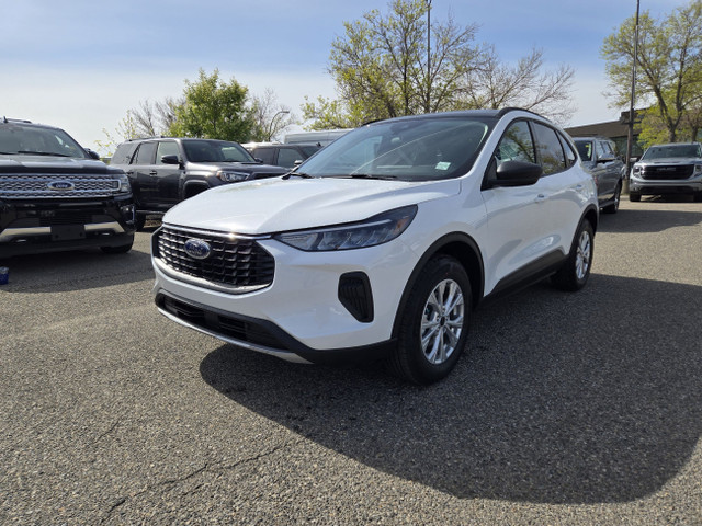 2025 Ford Escape ACTIVE | COLD WTHR PKG | PREM TECH PKG | BLIS in Cars & Trucks in Calgary - Image 3