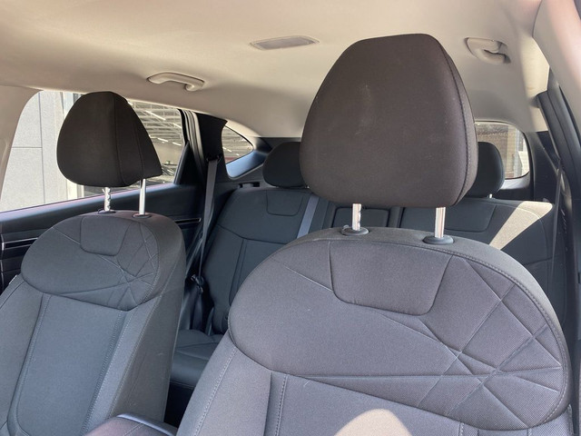 2022 Hyundai Tucson Essential AWD Back Up Cam Heated Front Seats in Cars & Trucks in St. Catharines - Image 2